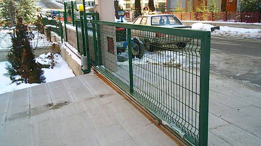 Bahçe Kapısı 5